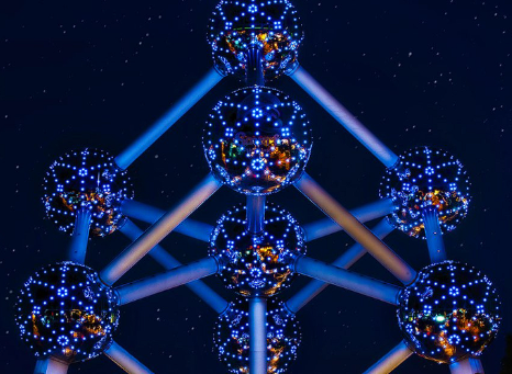 Keindahan Atomium Brussels