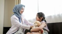 Dokter tahu perlu spesialisasi mommiesdaily