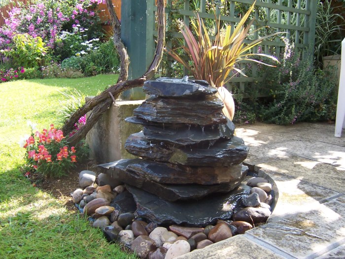 Backyard fountain small pond garden diy waterfall outdoor make water stone out fountains projects ideas features build ponds handyman family